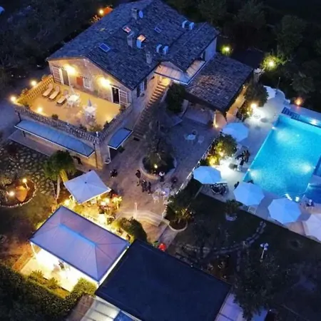 Vittoria By Posarellivillas Villa *