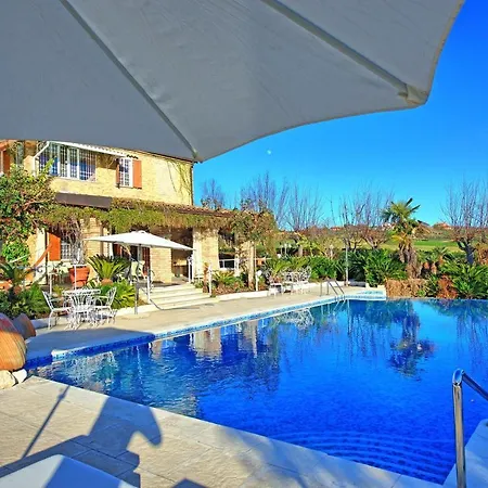 Vittoria By Posarellivillas *