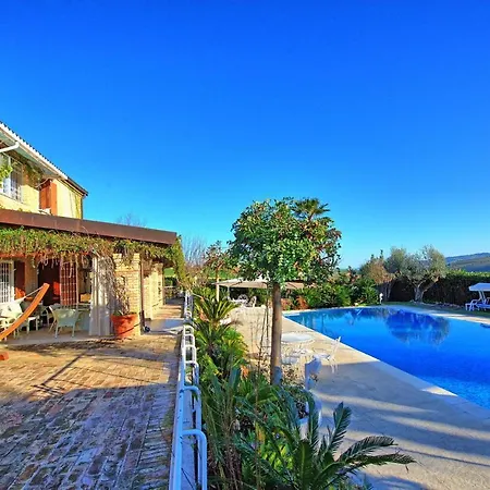 Vittoria By Posarellivillas