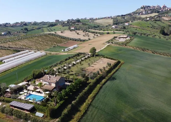 Villa Vittoria By Posarellivillas Colonnella